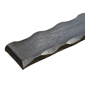 Ferro piatto martellato su 4 spigoli 30x8